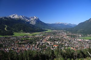 Garmisch-Partenkirchen © CC BY-SA 3.0 Octagon WC